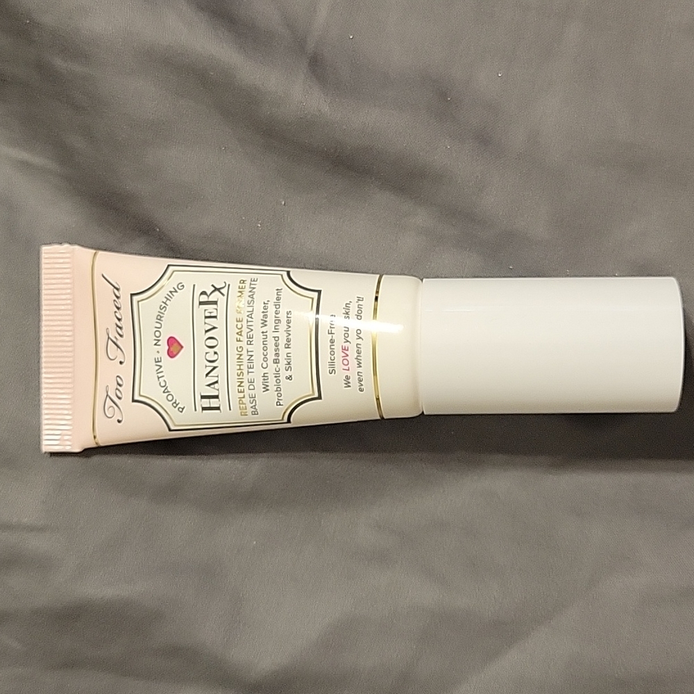 Too Faced Hangoverx face Primer travel size